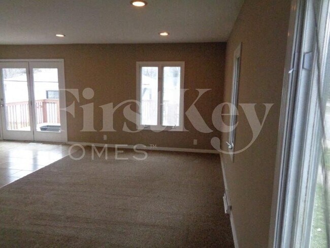 Building Photo - 1 Birch St