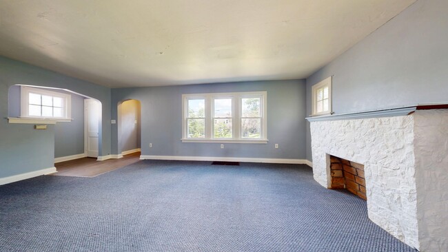 Building Photo - Nice brick home in Mansfield