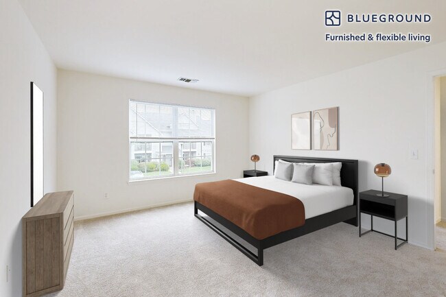 Building Photo - 313 Avalon Cir