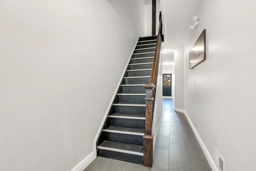 Building Photo - 141 Westminster Pl