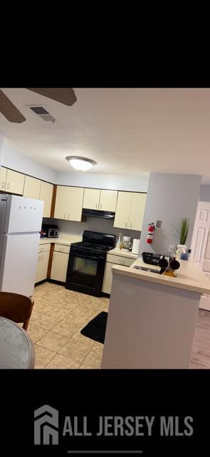 Building Photo - 389 Carhart Ct
