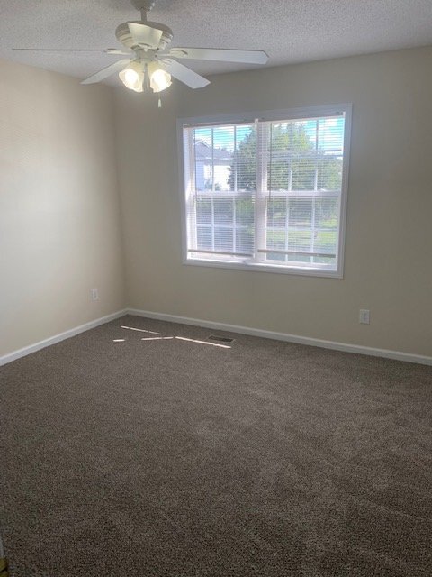 Building Photo - "Charming 2-Bed Townhouse Oasis in Winterville – Comfort Meets Convenience!"