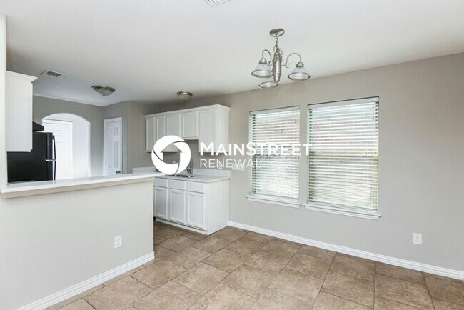 Building Photo - 3 Bedroom Pet-Friendly Home in Fort Worth,...