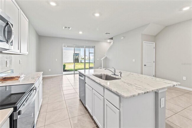 Building Photo - 17637 Crescent Moon Lp