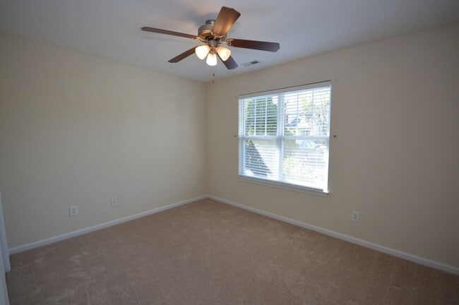 Building Photo - 3615 Bison Hill Ln