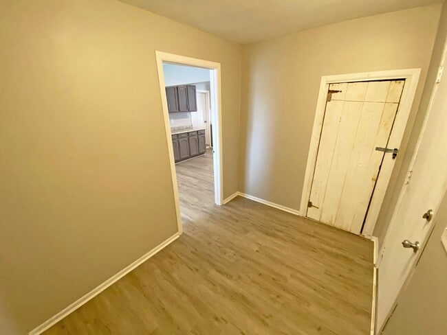 Building Photo - Home on Market