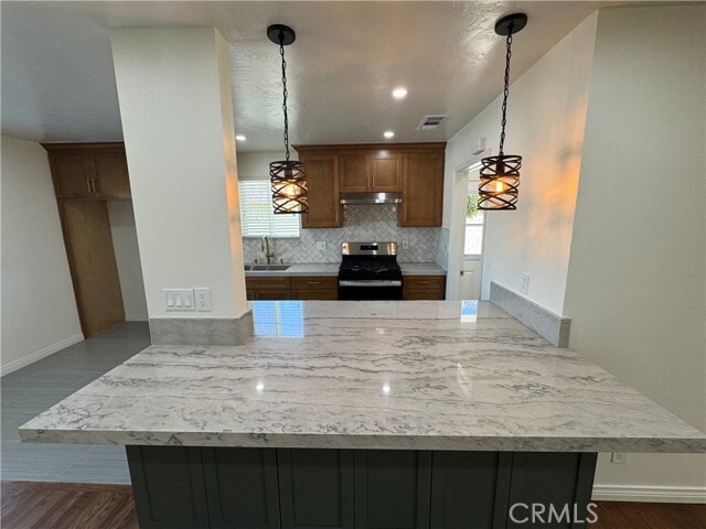 Building Photo - 1300 W Ricky Ln