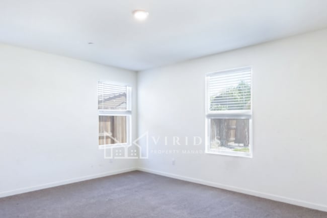 Building Photo - 5917 Vespucci Ave