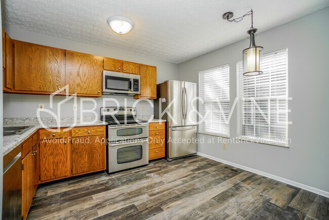 Building Photo - 6784 Erindale Drive