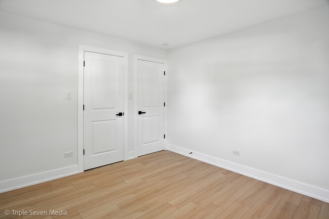 Building Photo - 8053 Newland Ave