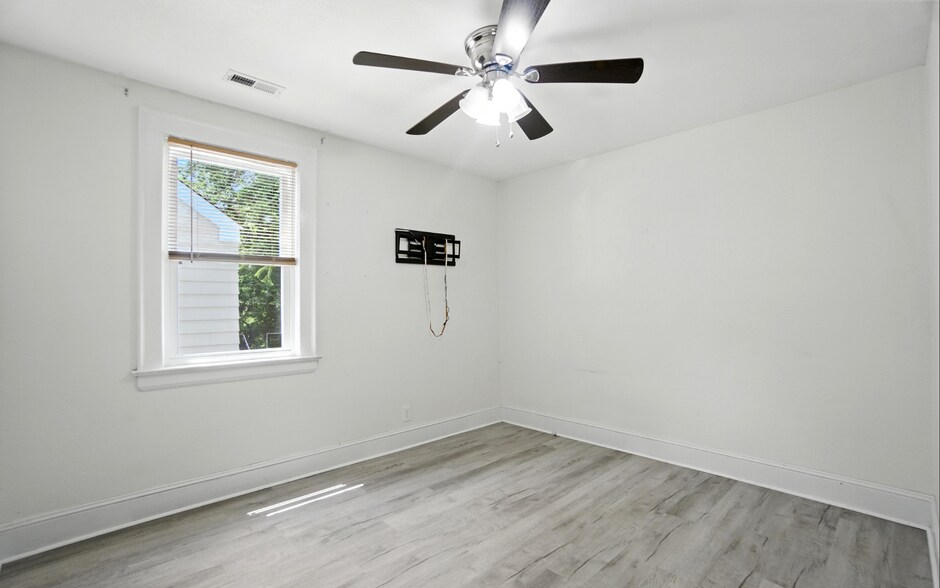 Bedroom #2 - 2605 Bapaume Ave