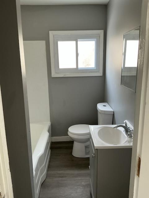 Building Photo - 7805 Elton Ave