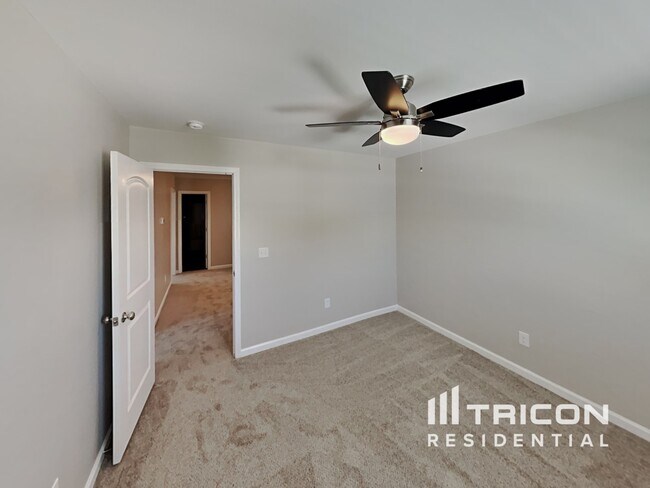 Building Photo - 6602 Transon Ct