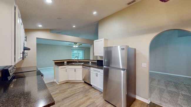 Building Photo - 7332 Gum Tree Rd