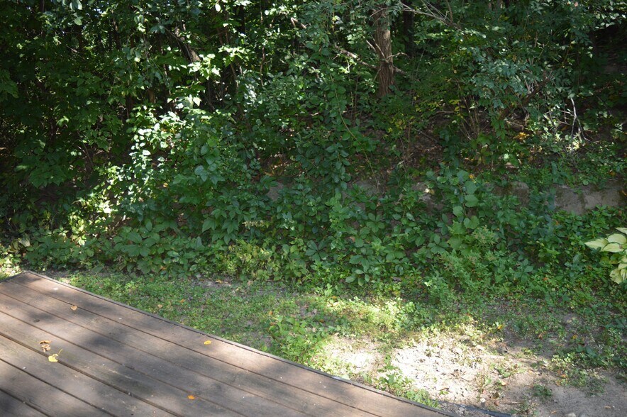 Building Photo - 143 Ponwood Cir