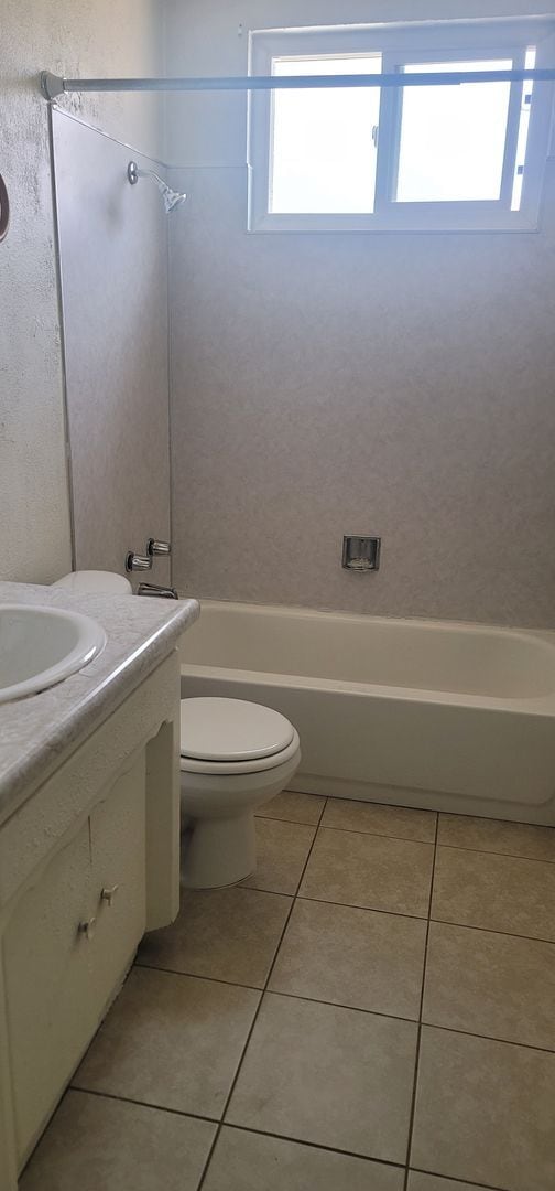Building Photo - 7631 Sweetbrier Way