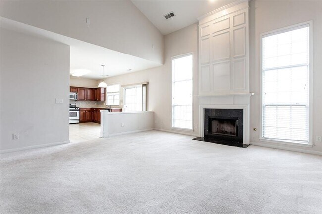 Building Photo - 910 Wendlebury Ct