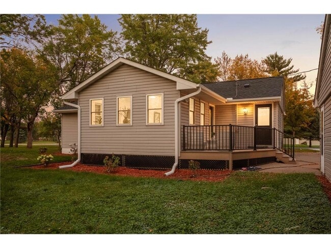 Building Photo - 15240 Kangaroo St NW