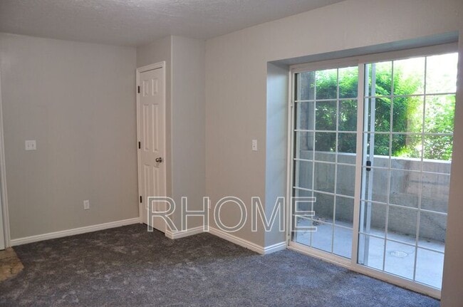 Building Photo - 1430 Westbury Way