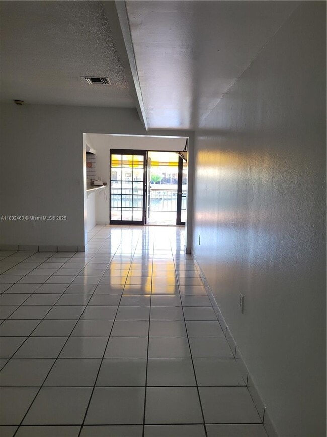 Building Photo - 7003 Crown Gate Ct