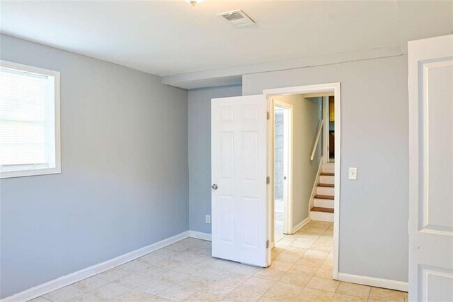 Building Photo - 130 Mimosa Dr
