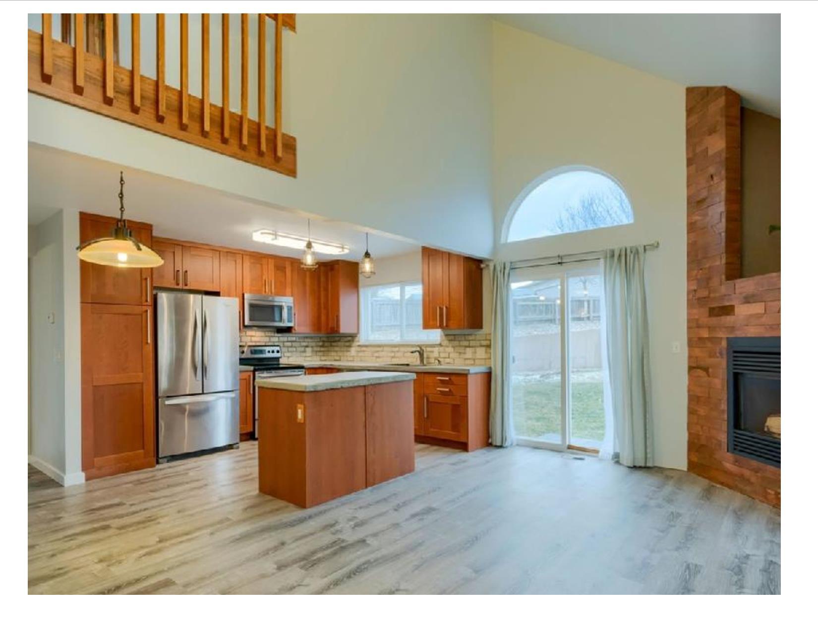 Kitchen - 2929 Ross Dr
