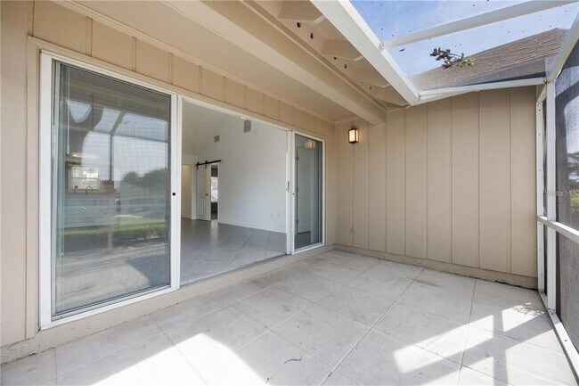 Building Photo - 1134 Villa Ln