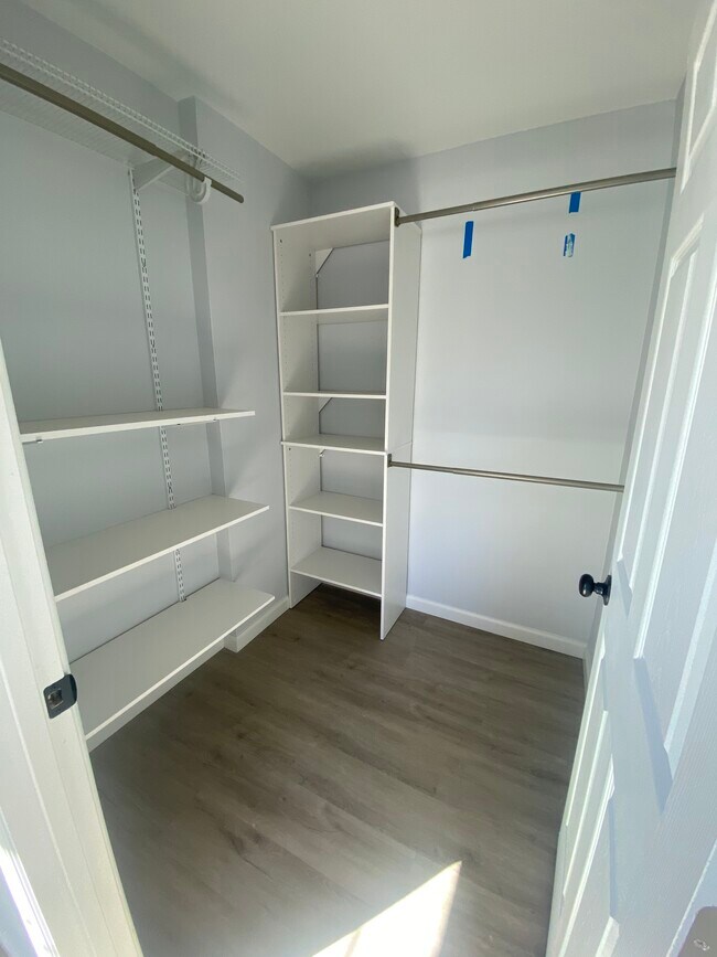 Building Photo - 11779 Garber St