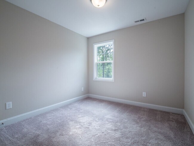 Building Photo - 355 S Stingray Ln