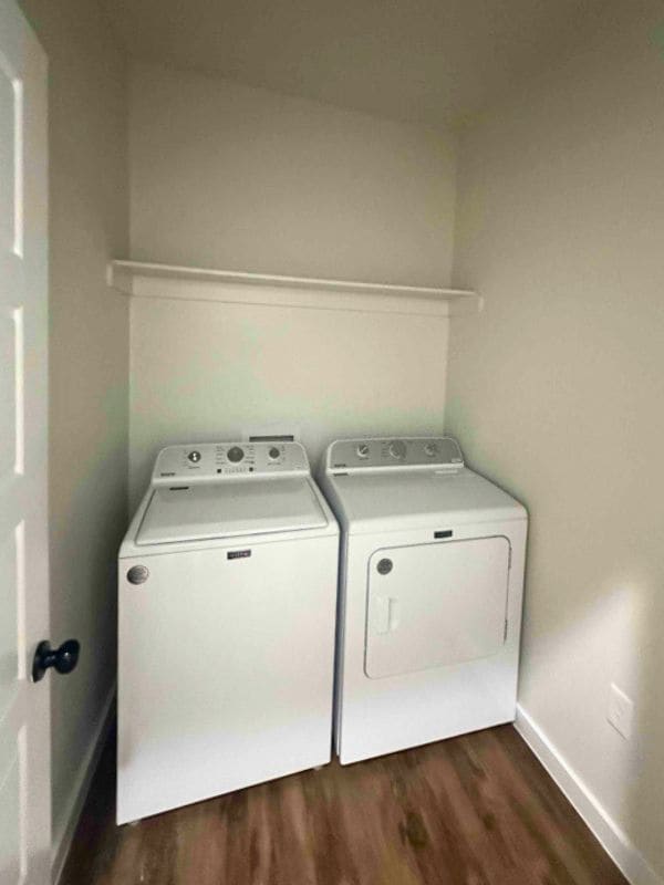 Building Photo - 1501 Valmar St