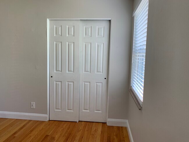 Bedroom closet - 1112 Moorlands Dr