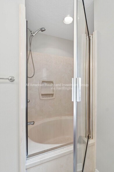 Building Photo - 201 9th Ave