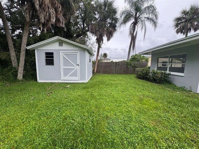 Building Photo - 116 Myakka Dr