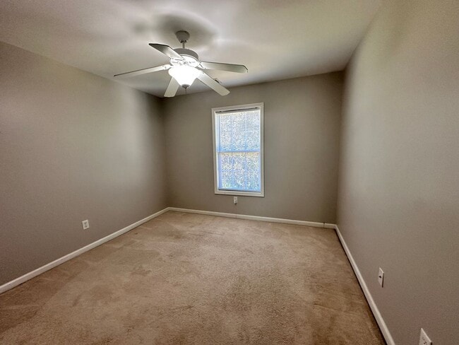 Building Photo - Exclusively Offered By Muse Realty Rentals...