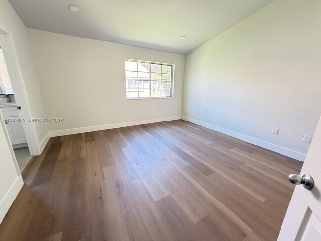 Building Photo - 20951 Vía Oleander