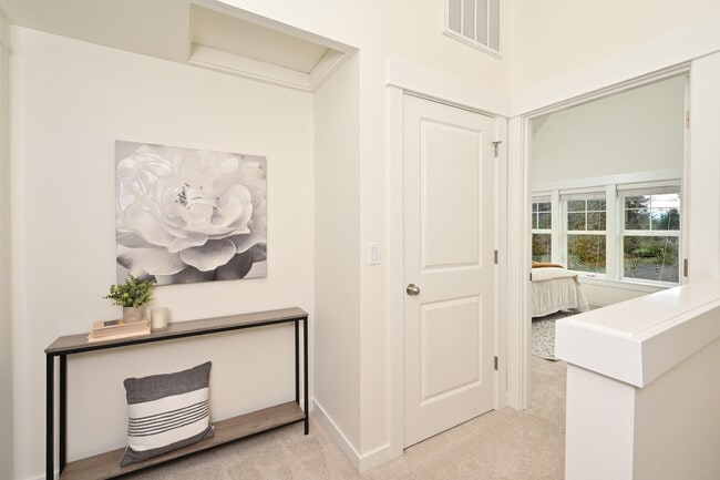 Building Photo - 5801 55th Ave NE