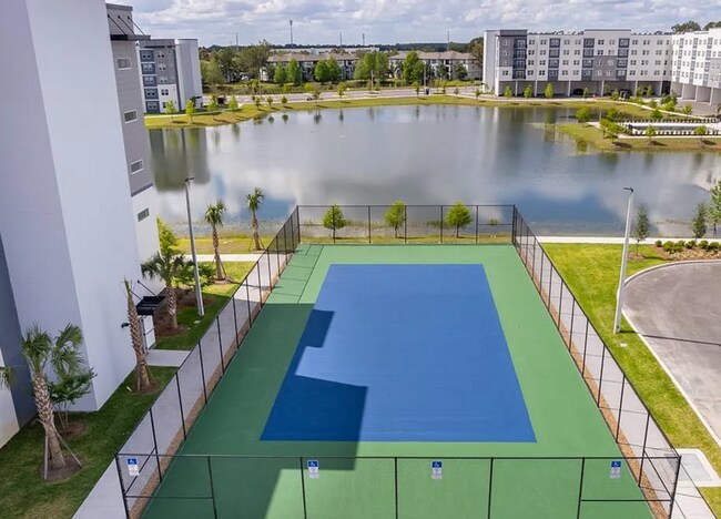 Building Photo - Top Floor Corner Unit – Brand New 3/2 Condo with Balcony in Millenia Park *** Only $1995/mo ***