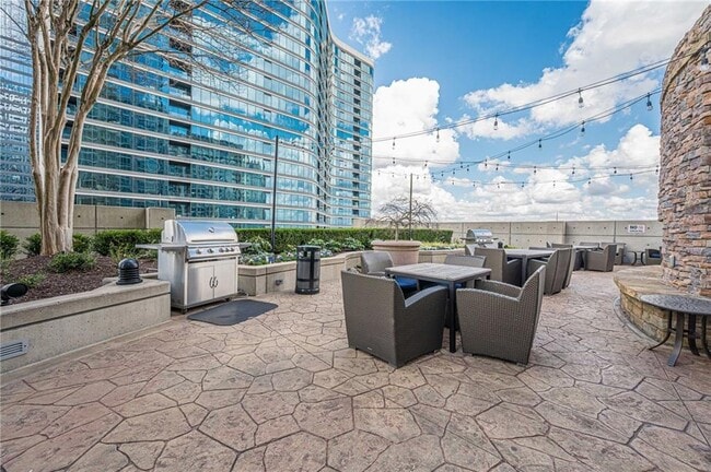 Building Photo - 855 Peachtree St NE