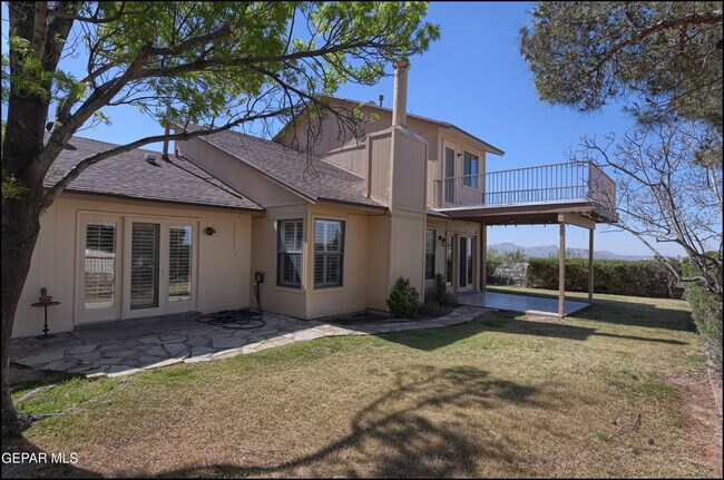 Building Photo - 601 Firedale Ln