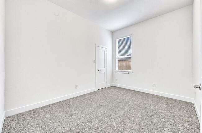 Building Photo - 21711 Meridian Duskywing Dr