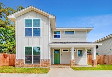 Building Photo - 313 Fairway Dr