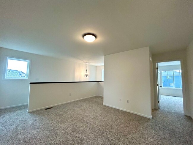 Building Photo - Spacious & Stylish 3-Bed Home with Modern Finishes and Attached 2-Stall Garage