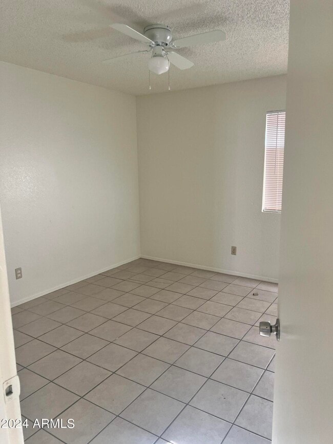 Building Photo - 4805 E Caballero Cir