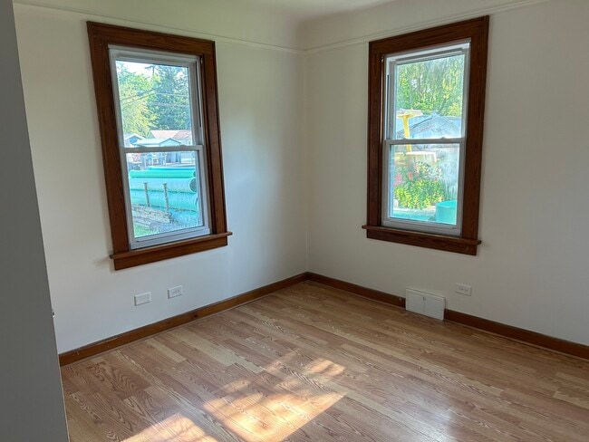 Building Photo - 25080 IL-173