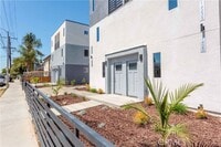 Building Photo - 1429 S New Hampshire Ave