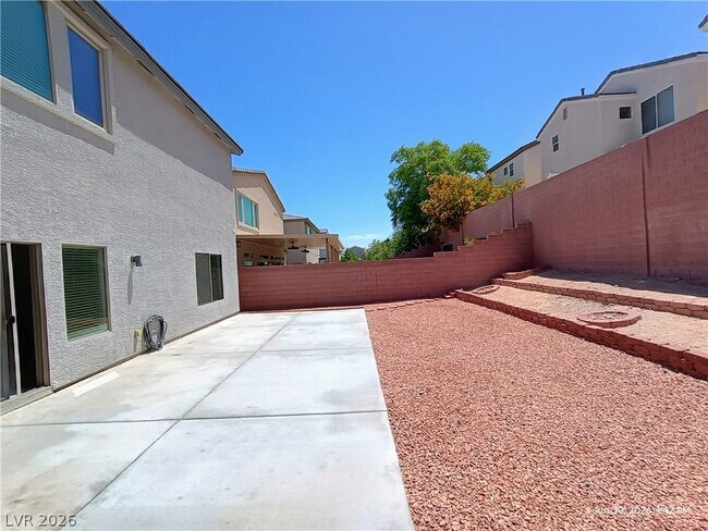 Building Photo - 8139 Shale Canyon St