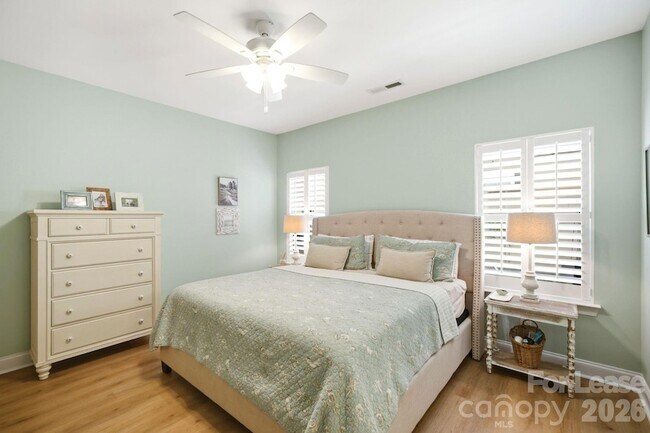 Building Photo - 7526 Fairway Villa Circle