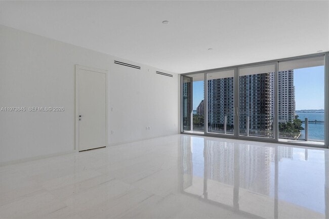 Building Photo - 300 Biscayne Blvd Way