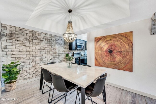 Building Photo - 8787 E Mountain View Rd