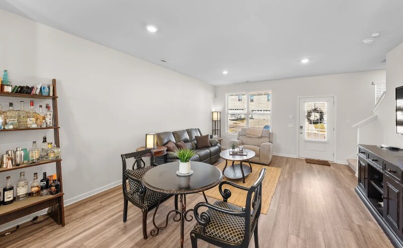 Building Photo - 2709 Fordham St
